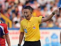 Chiến sĩ CSCĐ, trọng tài Ngô Duy Lân và những hành động cứu người kịp thời trên sân cỏ Việt Nam