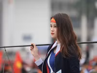 [ẢNH] Người hâm mộ phủ kín, biến Mỹ Đình thành 