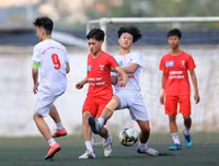 [ẢNH] THPT Lê Văn Thiêm, dù thế nào cổ động viên vẫn luôn ở bên các bạn!