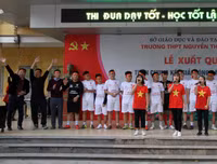 Thầy trò trường Nguyễn Thị Minh Khai tưng bừng xuất quân