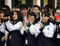 Thầy trò trường Nguyễn Thị Minh Khai tưng bừng xuất quân