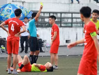 [ẢNH] Hai chiều cảm xúc sau loạt penalty đưa THPT Phùng Khắc Khoan vào vòng 1/8