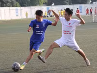 [Ảnh] Quyết liệt cuộc đua vé đi tiếp của 32 đội bóng trong lượt trận chiều 1-11