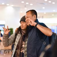 [ẢNH] Xuân Trường lặng lẽ dưới mưa ở Tokyo, chuẩn bị đá Champions League