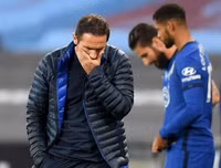 [ẢNH] Vừa diện trang phục mới, Chelsea đã thua sốc