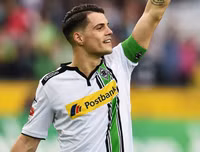 [ẢNH] Monchengladbach, CLB muốn mua Đoàn Văn Hậu từng sản sinh ra những ngôi sao nào?