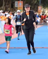 [ẢNH] Dàn Hoa hậu và người đẹp gây sốt ở giải Việt dã toàn quốc 2019