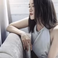 Vẻ quyến rũ khó cưỡng của nữ 