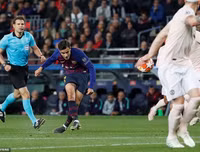 [ẢNH] Messi phá bỏ 