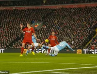 [ẢNH] Man City đã sụp đổ chóng vánh trước Liverpool như thế nào?