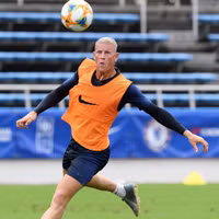[ẢNH] Khó nhịn cười với khuôn mặt Ronaldo, Messi và hàng loạt ngôi sao khi về già