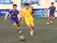 [Ảnh] Quyết liệt cuộc đua vé đi tiếp của 32 đội bóng trong lượt trận chiều 1-11