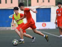[ẢNH] Cởi nút thắt ghi bàn, ĐKVĐ Trương Định thắng tưng bừng 4-0