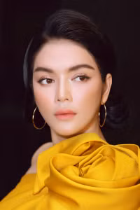 Lý Nhã Kỳ thừa nhận đam mê ăn uống nhưng không biết nấu ăn