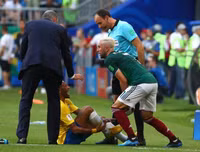 [ẢNH] Mặc mọi giễu cợt, Neymar lém lỉnh diễn lại 