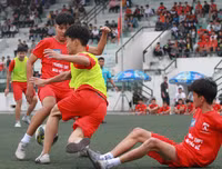 [ẢNH] Cởi nút thắt ghi bàn, ĐKVĐ Trương Định thắng tưng bừng 4-0