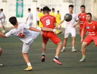 [ẢNH] Loạt trận 15h ngày 20-10: Bảng C và D ngã ngũ