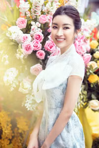 Những hình ảnh khiến hai Hoa hậu tên 