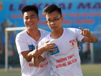 [ẢNH] Thua ngược 1-4, cựu vô địch THPT Hoàng Cầu dừng bước