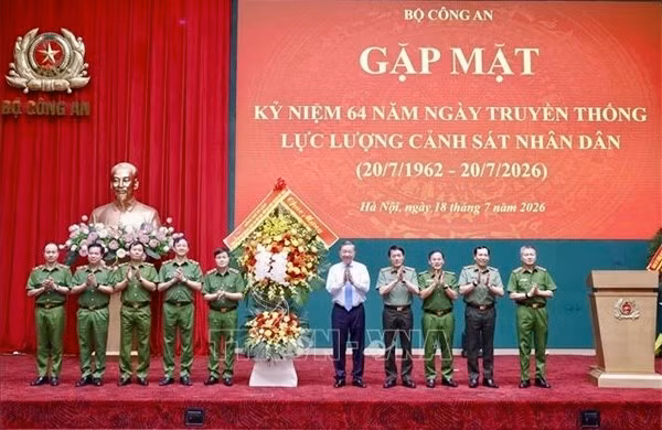 Tổng Bí thư, Chủ tịch nước Tô Lâm: Xây dựng lực lượng Cảnh sát nhân dân đáp ứng yêu cầu trong tình hình mới