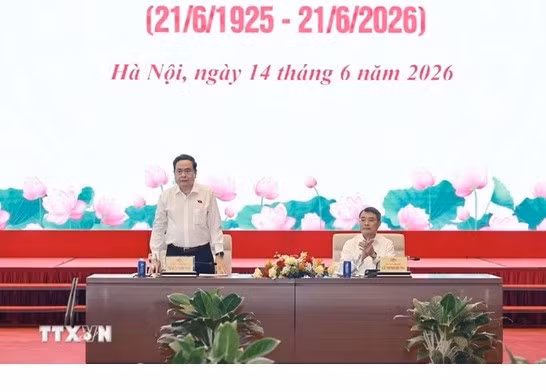 Chủ tịch Quốc hội và Thủ tướng Chính phủ gặp mặt lãnh đạo các cơ quan báo chí