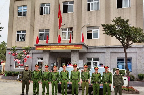 Công an phường Thượng Cát triển khai phương án, sẵn sàng cho ngày bầu cử