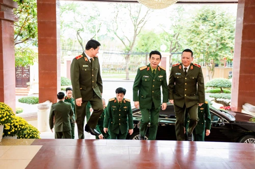 Đại tướng Phan Văn Giang thăm, chúc Tết cán bộ chiến sỹ Bộ Tư lệnh Cảnh vệ