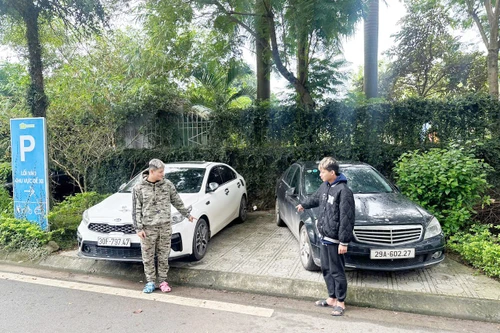 Tìm bị hại 2 vụ trộm cắp xe máy tại trường mầm non trong Khu đô thị Tân Tây Đô