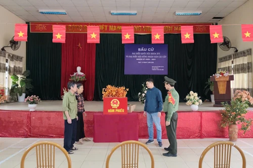 Công an xã Sơn Đồng triển khai phương án bảo đảm an ninh, trật tự phục vụ bầu cử