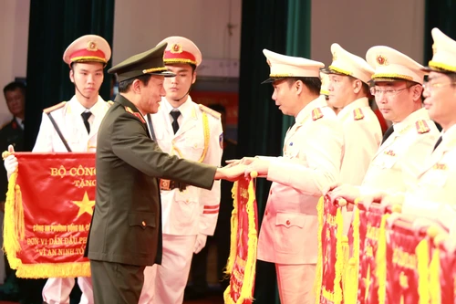 Công an thành phố Hà Nội có nhiều điểm sáng nổi bật, có tính dẫn dắt