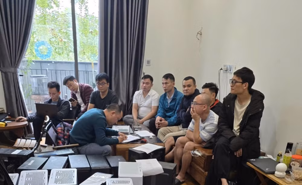 Triệt phá nhóm đối tượng vận hành website mua bán dữ liệu cá nhân, tài khoản mạng xã hội “rác”
