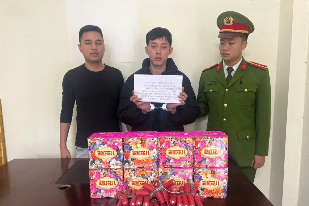 Đẩy nhanh tiến độ điều tra, truy tố, xét xử 2 vụ vận chuyển, sản xuất pháo