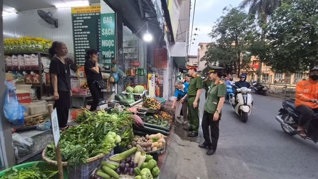 Những nhịp chân không mỏi, ‘gom’ trật tự, văn minh địa bàn