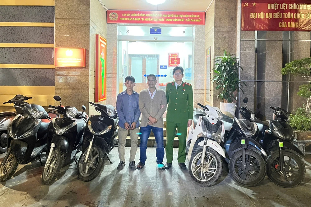 Kẻ có 3 tiền án liên tiếp "ăn" trót lọt 5 xe Honda SH