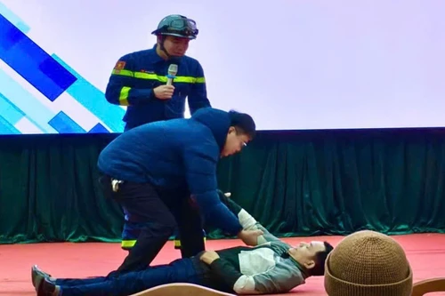 Hơn 200 tăng ni, phật tử được tuyên truyền, hướng dẫn kỹ năng về phòng cháy