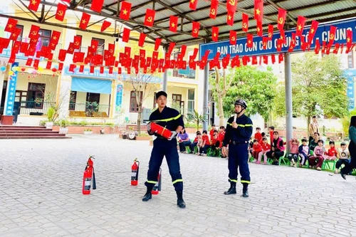 Giáo dục cho trẻ mầm non về kỹ năng cơ bản khi có cháy