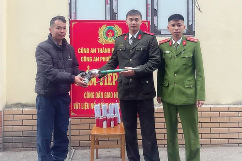 Đưa phong trào thi đua “Ba nhất” vào thực chất, góp phần giữ bình yên thành phố Cảng