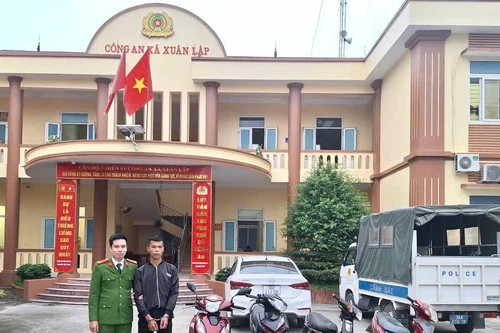 Vừa ra tù lại trộm cắp tài sản