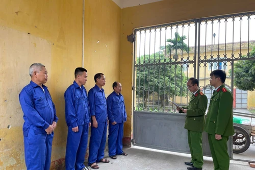 Khởi tố các chủ hộ kinh doanh sản phẩm chì, nhựa tái chế về tội trốn thuế