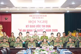 Tạo động lực thi đua sôi nổi, phấn đấu hoàn thành xuất sắc nhiệm vụ