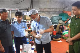 Xử lý cơ sở sản xuất giò chả, sử dụng hàn the 