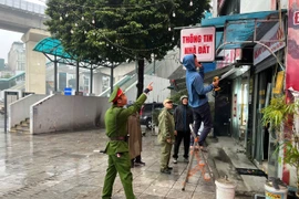 Kiên trì giải quyết các 'điểm nghẽn' về trật tự đô thị và xây dựng