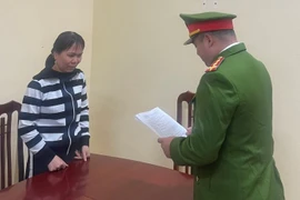 Người phụ nữ cho vay với lãi suất "cắt cổ"