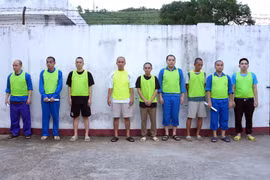 Đánh sập đường dây cá độ bóng đá "khủng"
