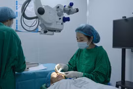 Minh chứng rõ nét cho triết lý y đức của Bệnh viện Đông Đô: “Trao ánh sáng – Tặng hy vọng”
