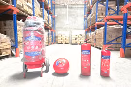 Đánh sập đường dây sản xuất bình chữa cháy giả, đảm bảo quyền lợi và sự an toàn của người tiêu dùng