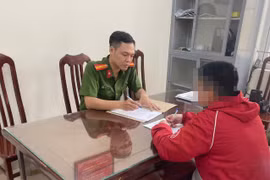 Vào cuộc xác minh vụ cô gái trẻ bị shipper hành hung