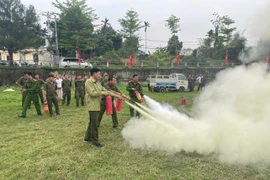 Trang bị kỹ năng phòng cháy chữa cháy cho lực lượng bảo vệ an ninh trật tự ở cơ sở