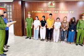 Hai chị em ruột cầm đầu đường dây buôn nước hoa giả mạo các thương hiệu nổi tiếng