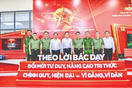 Xứng đáng là “thanh kiếm và lá chắn” bảo vệ Đảng, chế độ, Tổ quốc thân yêu